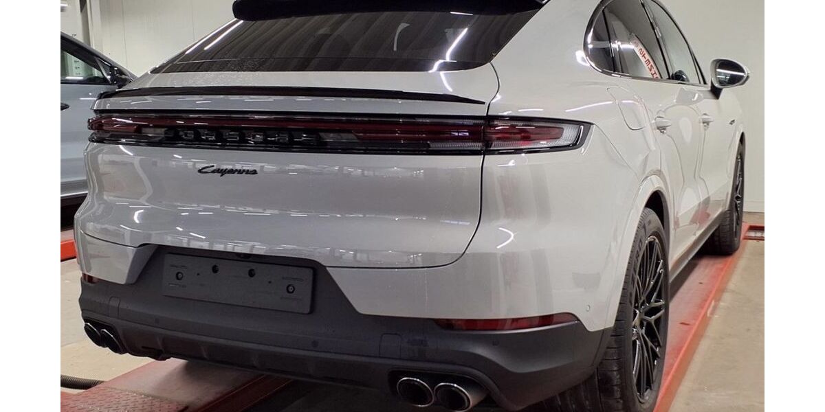 Porsche Cayenne 17.950 km 99.900 &euro; Stuttgart 70499