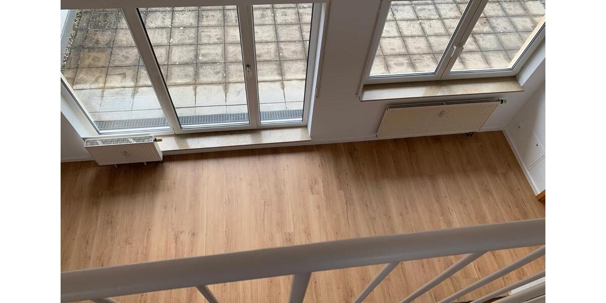 Dachgeschoßwohnung Vaihingen an der Enz - 2 Zimmer, 73 m&sup2;, 990&euro; | Angebot:24801961