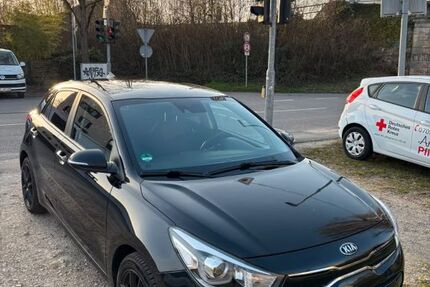 Kia Rio 101.200 km 8.490 &euro; Stuttgart 70182