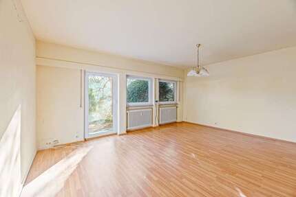 Wohnung zum Kaufen in Stuttgart Heslach 299.000 € 83 m² 3 zimmer