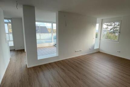 Haus Esslingen am Neckar Hegensberg - 3 Zimmer, 90 m&sup2;, 1.590&euro; | Angebot:24829809