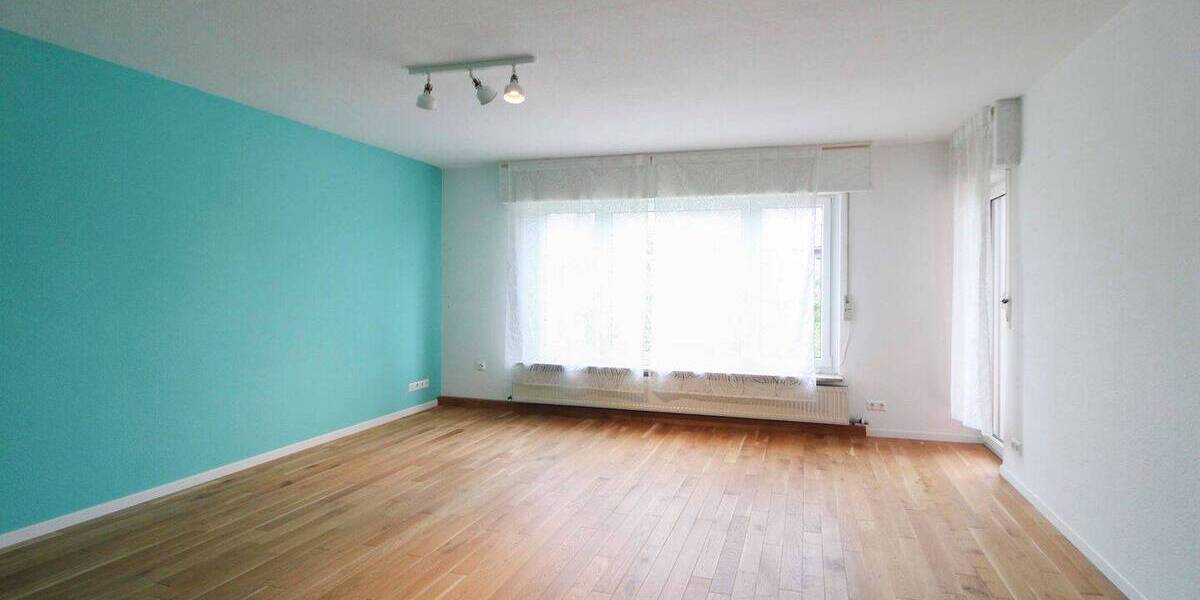 Reihenmittelhaus Stuttgart Steckfeld - 9 Zimmer, 208 m&sup2;, 765.000&euro; | Angebot:26673990