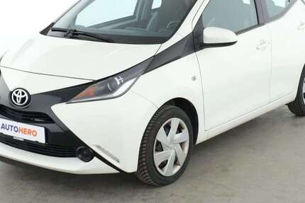 Toyota Aygo 46.555 km 8.090 &euro; Stuttgart 70195