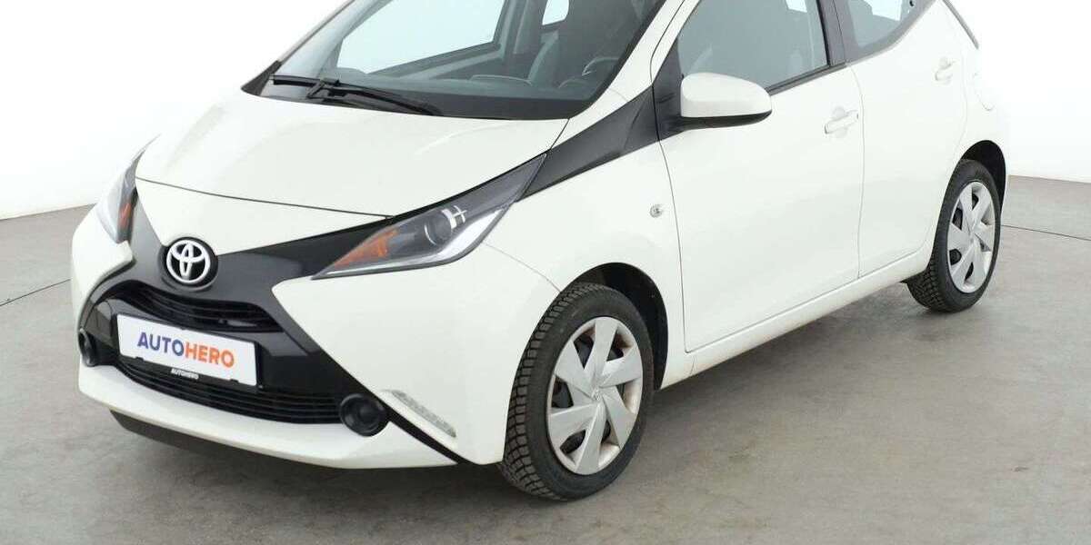 Toyota Aygo 46.555 km 8.090 &euro; Stuttgart 70195