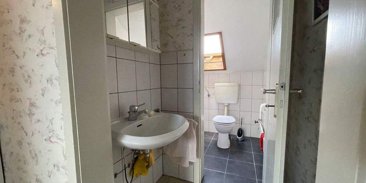 Etagenwohnung Denkendorf - 4 Zimmer, 97 m&sup2;, 368.000&euro; | Angebot:25815885