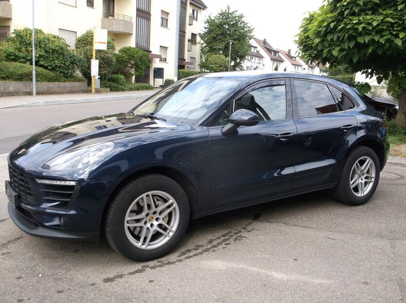 Porsche Macan 145.000 km 30.900 € Leinfelden-Echterdingen 70771