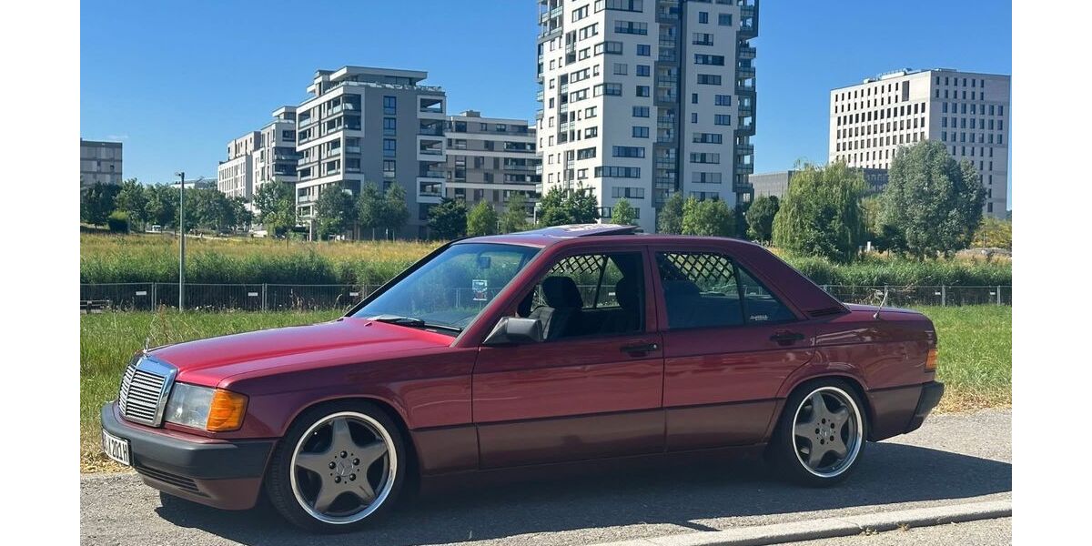 Mercedes-Benz 190 353.500 km 5.500 &euro; Sindelfingen 71065