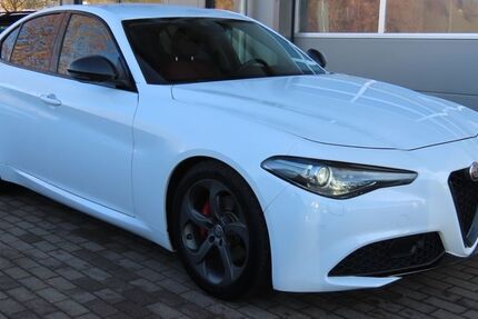 Alfa Romeo Giulia 124.000 km 16.790 € Stuttgart 70329