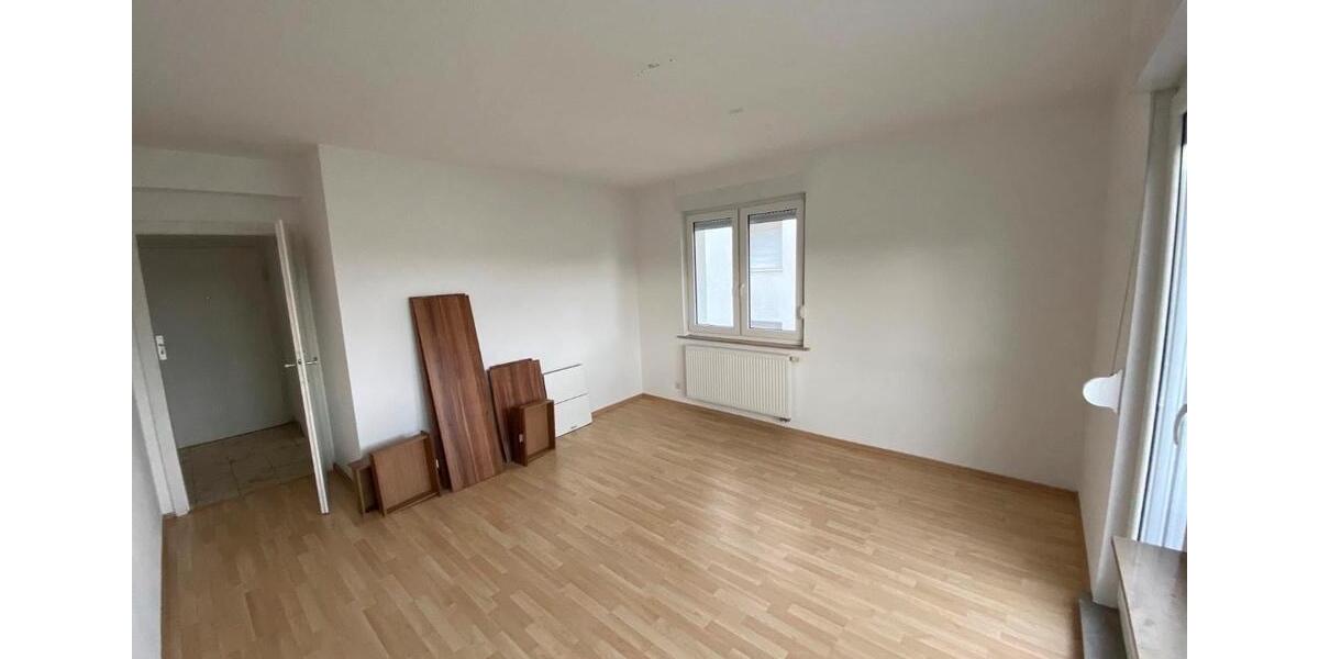 Etagenwohnung Esslingen am Neckar Brühl - 3 Zimmer, 64 m&sup2;, 1.100&euro; | Angebot:25953949