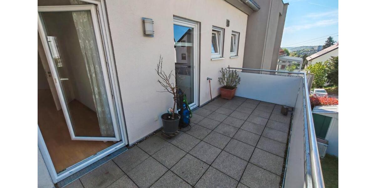 Etagenwohnung Esslingen am Neckar Hegensberg - 4 Zimmer, 90 m&sup2;, 1.270&euro; | Angebot:26477368