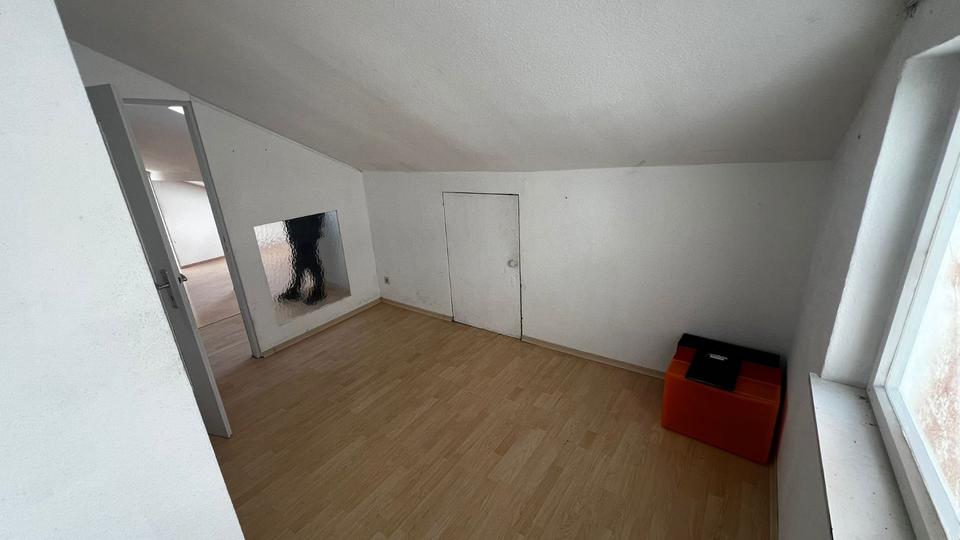 Dachgeschoßwohnung Sindelfingen - 2 Zimmer, 50 m&sup2;, 500&euro; | Angebot:24828106