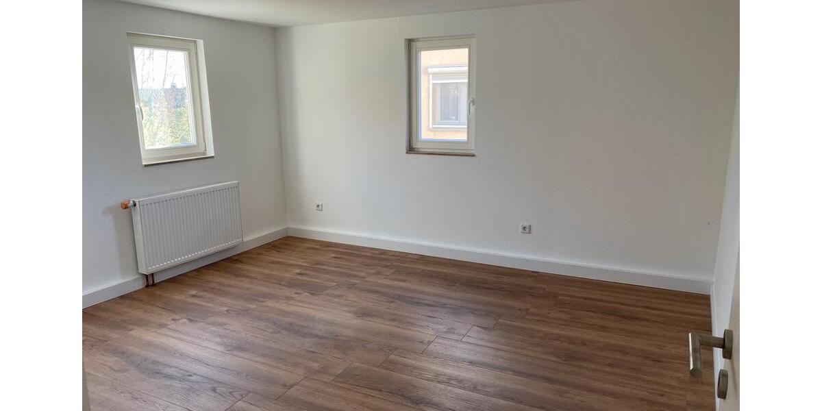 Erdgeschoßwohnung Wildberg - 3 Zimmer, 94 m&sup2;, 915&euro; | Angebot:25477862