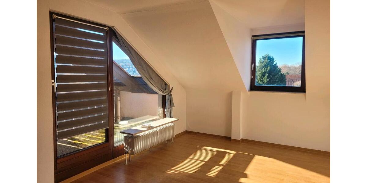 Dachgeschoßwohnung Pforzheim Dillweißenstein - 1 Zimmer, 40 m&sup2;, 570&euro; | Angebot:24605896