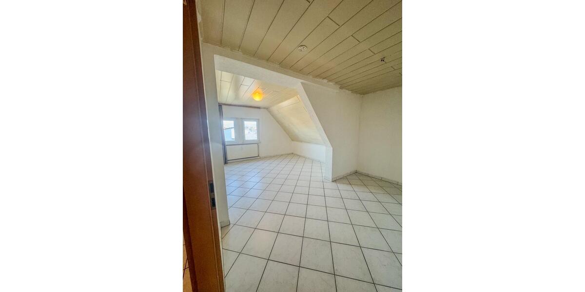 Dachgeschoßwohnung Wurmberg - 5 Zimmer, 128 m&sup2;, 299.000&euro; | Angebot:24652763