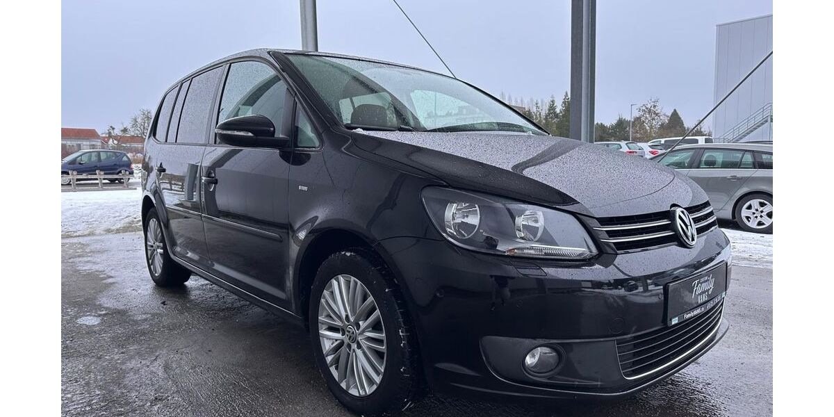 VW Touran 170.000 km 8.499 &euro; Sindelfingen 71069