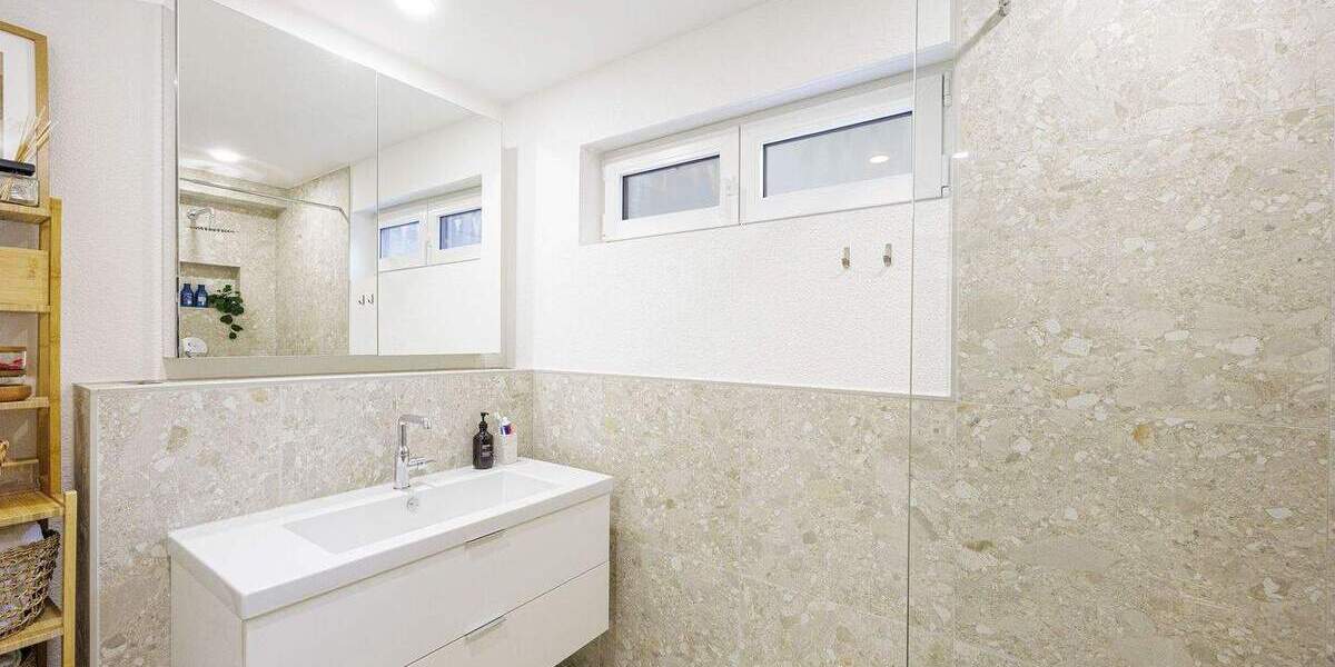 Etagenwohnung Ludwigsburg / Hoheneck Hoheneck - 2 Zimmer, 67 m&sup2;, 278.000&euro; | Angebot:24278205