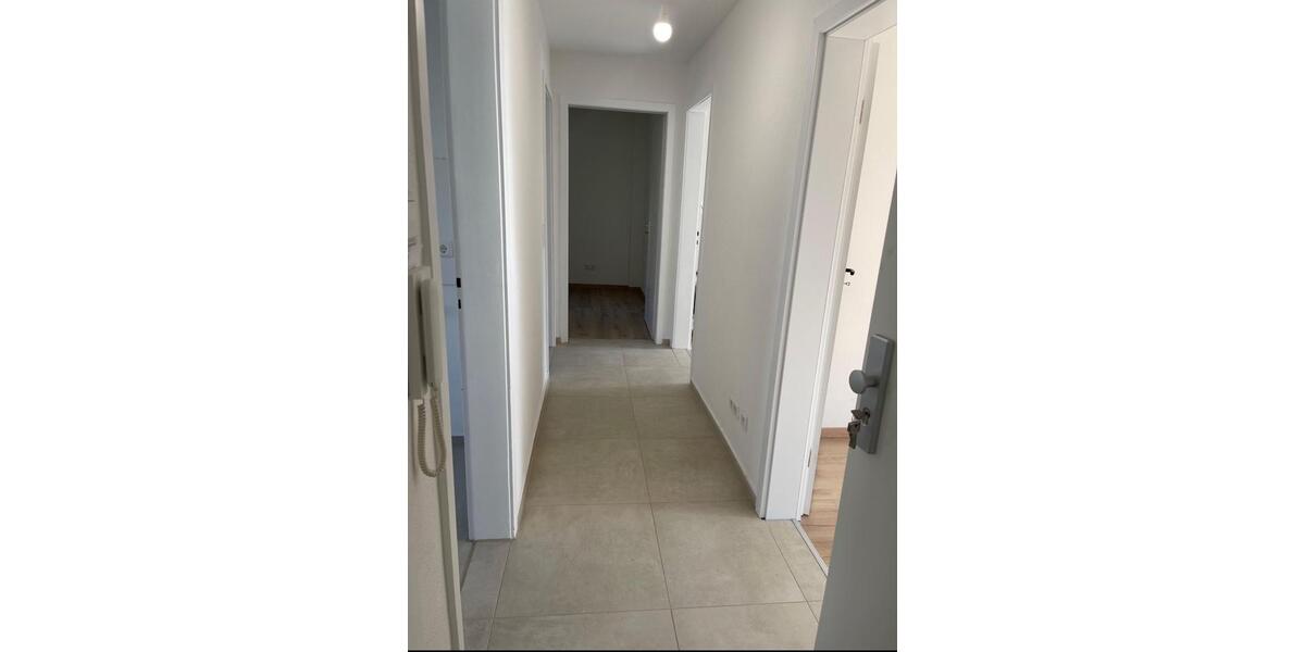 Erdgeschoßwohnung Esslingen am Neckar - 3 Zimmer, 75 m&sup2;, 1.500&euro; | Angebot:26384369