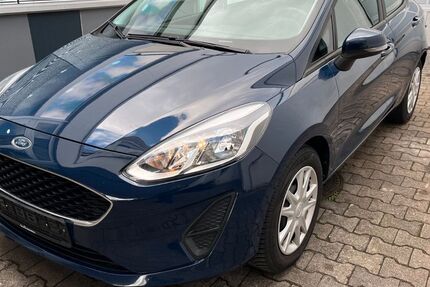 Ford Fiesta 124.295 km 7.995 € Stuttgart 70597