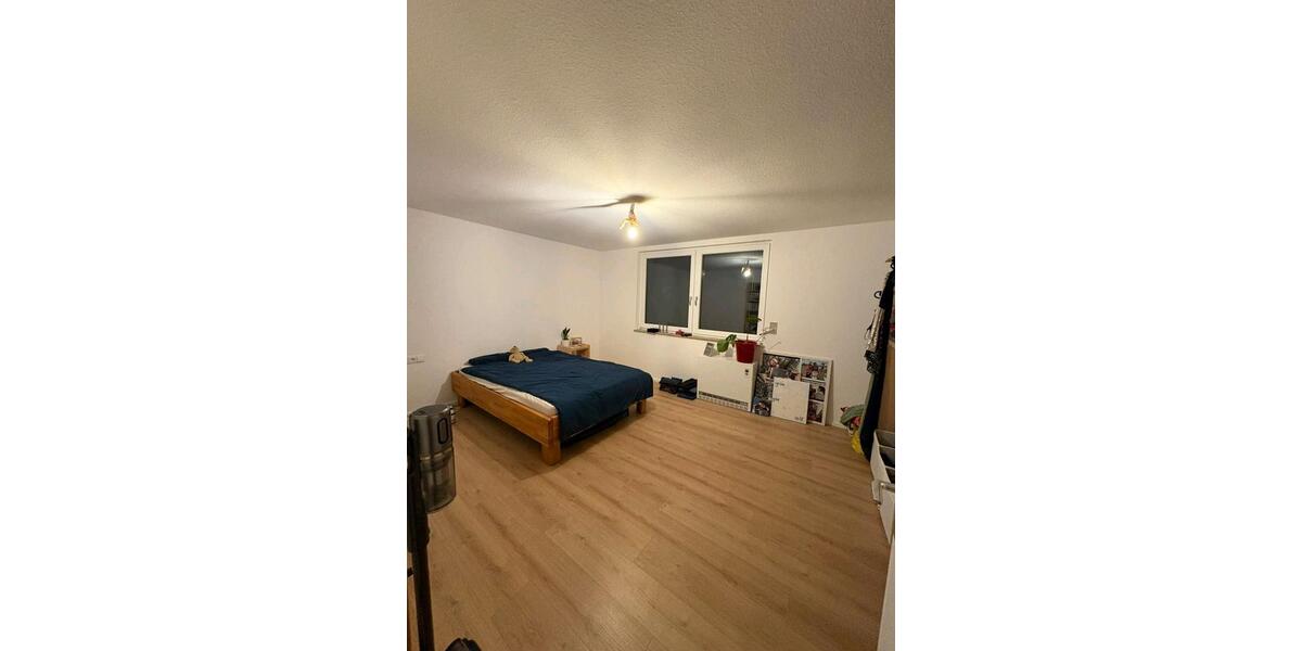Dachgeschoßwohnung Rottenburg am Neckar - 3.5 Zimmer, 67 m&sup2;, 780&euro; | Angebot:27542684