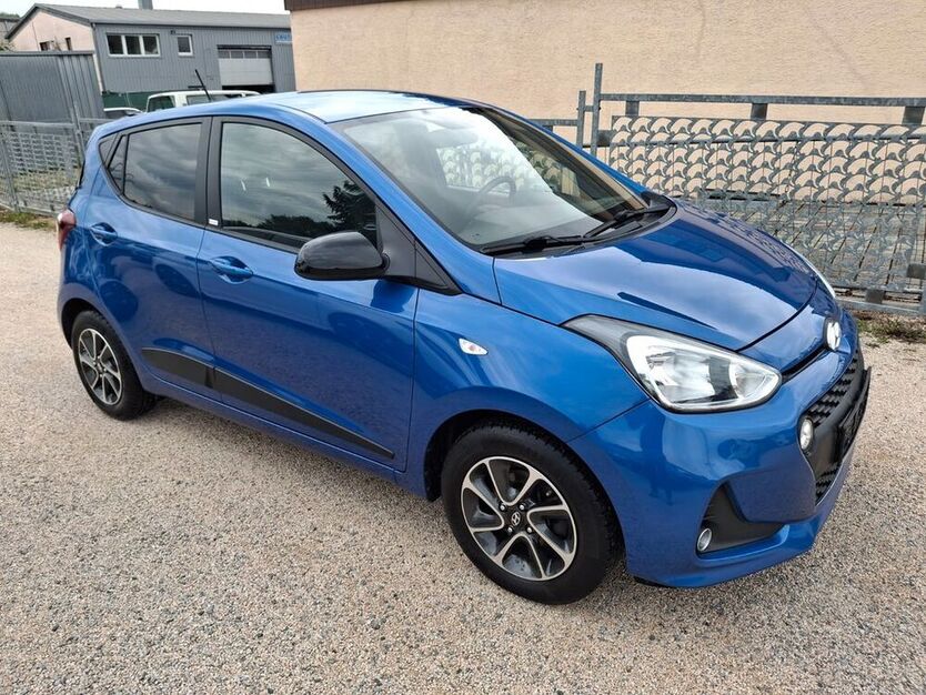 i10