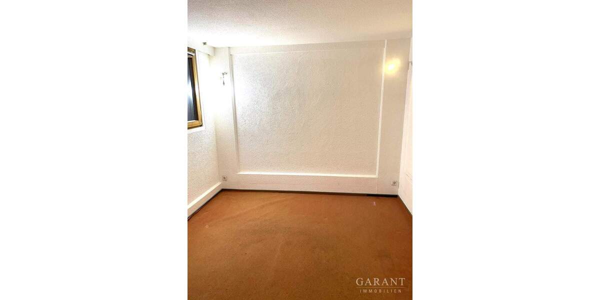 # Hobbyraum mit Außenstellplatz # 1 zimmer