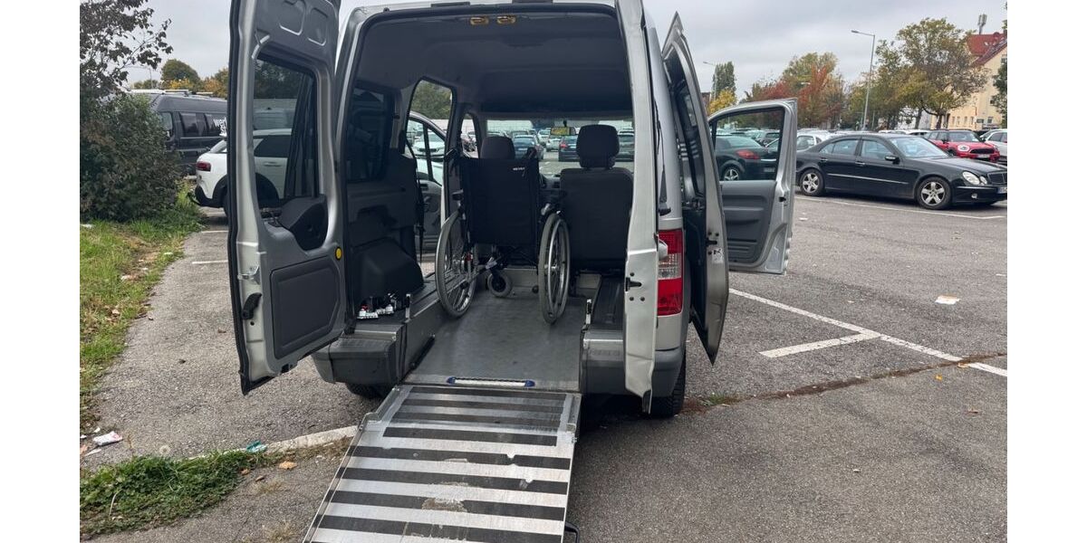 Ford Tourneo Connect 110.000 km 6.500 &euro; Reutlingen 72770