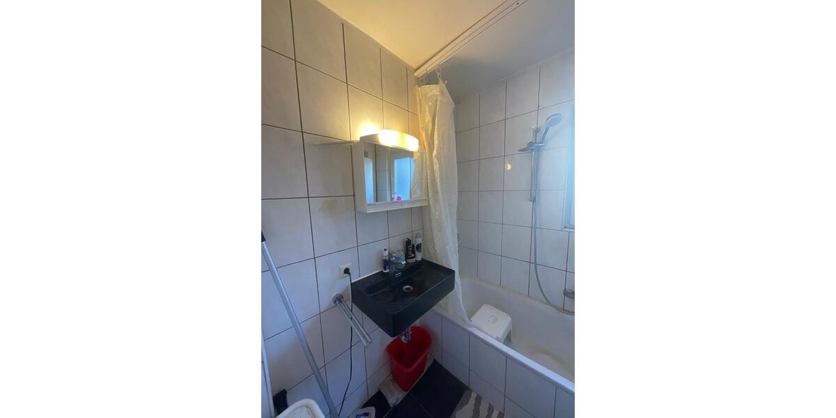 Etagenwohnung Esslingen am Neckar Brühl - 3 Zimmer, 65 m&sup2;, 225.000&euro; | Angebot:24420579