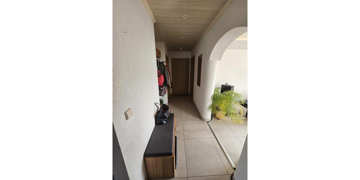 Etagenwohnung Pforzheim Eutingen - 3 Zimmer, 75 m&sup2;, 780&euro; | Angebot:25993670