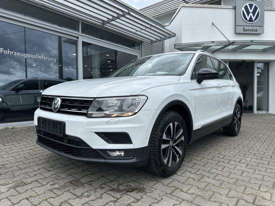 VW Tiguan 123.684 km 22.480 € Wendlingen am Neckar 73240