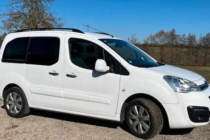 Citroen Berlingo 123.000 km 12.999 € Stuttgart 70180