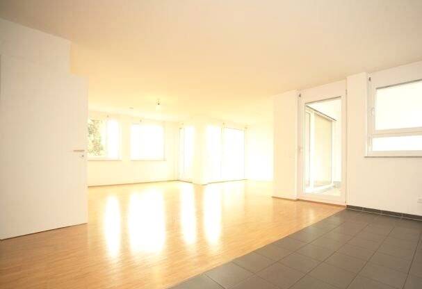 Schöne 4,5 Zimmerwohnung im Scharnhauser Park