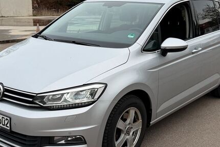 VW Touran 205.880 km 12.299 &euro; Ostfildern 73760