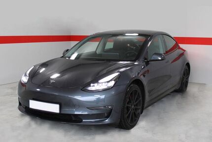 Tesla Model 3 12.700 km 34.999 &euro; Althengstett 75382