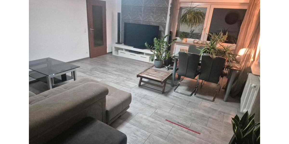 Erdgeschoßwohnung Stuttgart Luginsland - 2 Zimmer, 67 m&sup2;, 269.000&euro; | Angebot:24352979
