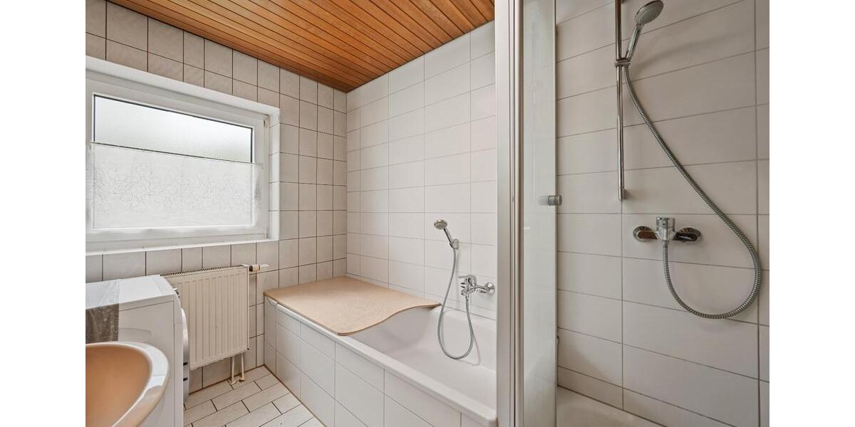 Erdgeschoßwohnung Calw - 3 Zimmer, 83 m&sup2;, 244.000&euro; | Angebot:27185786