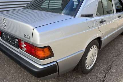 Mercedes-Benz 190 216.800 km 11.900 &euro; Reutlingen 72770