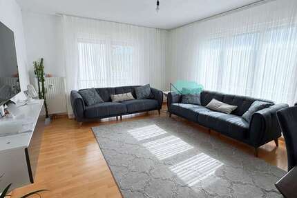 Wohnung zum Kaufen in Esslingen am Neckar 299.000 € 80 m² 3 zimmer