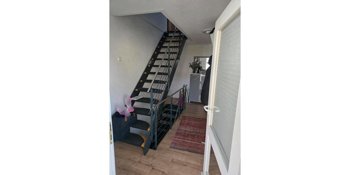 Einfamilienhaus Nufringen - 6 Zimmer, 163 m&sup2;, 2.200&euro; | Angebot:24640353