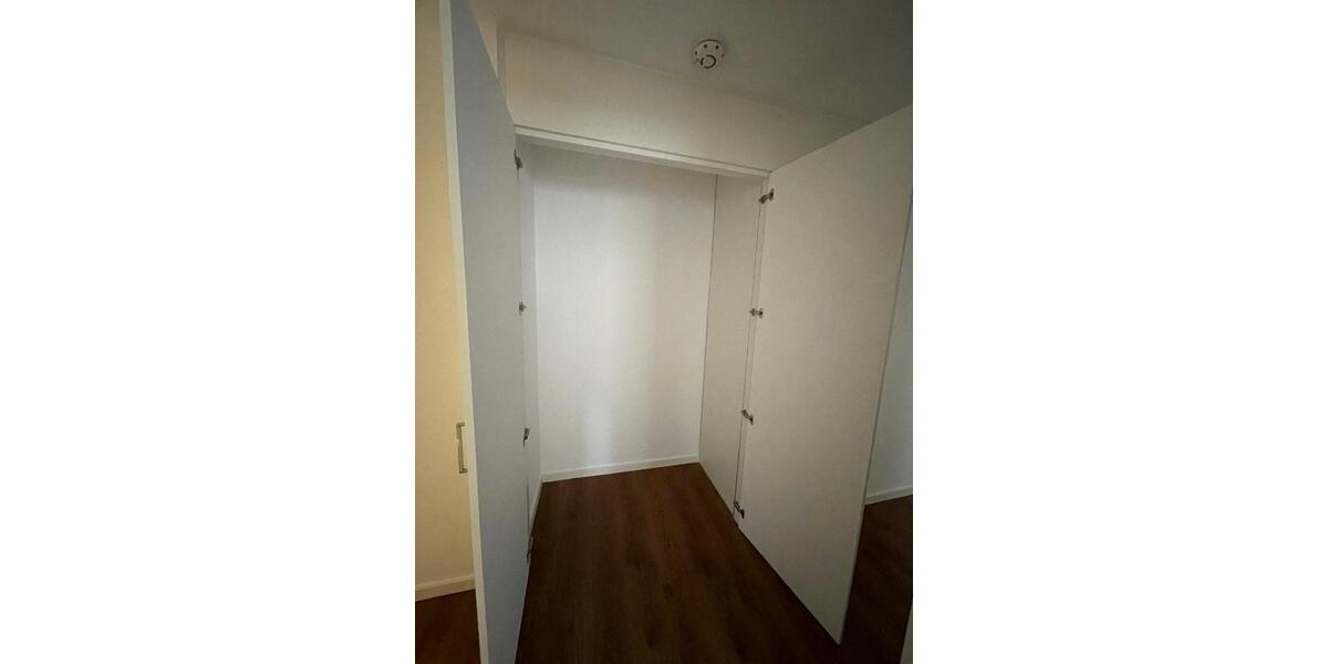 Erdgeschoßwohnung Esslingen am Neckar - 3 Zimmer, 73 m&sup2;, 1.072&euro; | Angebot:26366167