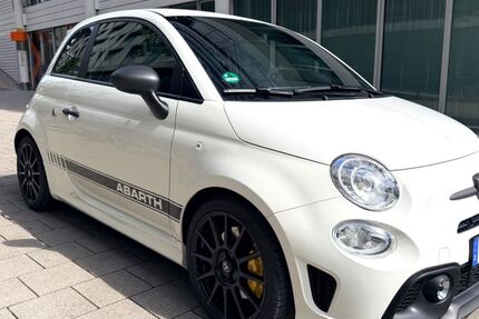 Abarth 695 4.999 km 30.400 &euro; Stuttgart 70173