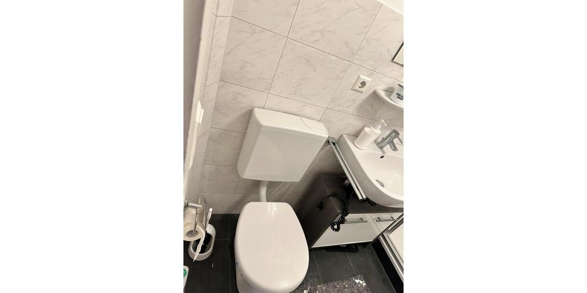 Etagenwohnung Gerlingen - 2 Zimmer, 1 m&sup2;, 980&euro; | Angebot:24373581