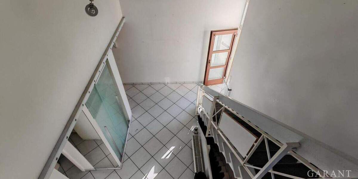 Einfamilienhaus Niefern Öschelbronn Niefern - 7 Zimmer, 239 m&sup2;, 579.000&euro; | Angebot:25778807