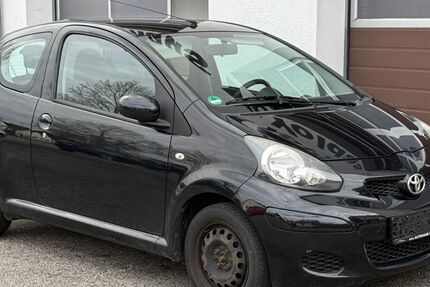 Toyota Aygo (X) 120.000 km 2.990 &euro; Nagold - Hochdorf 72202