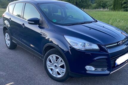 Ford Kuga 68.000 km 10.900 &euro; Ammerbuch 72119
