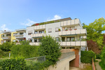 Gepflegte 2,5-Zimmerwohnung mit EBK, Balkon, großer Terrasse und Garten in bevorzugter Lage