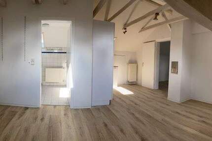 Wohnung Korntal-Münchingen Korntal - 3 Zimmer, 80 m&sup2;, 1.080&euro; | Angebot:25667356