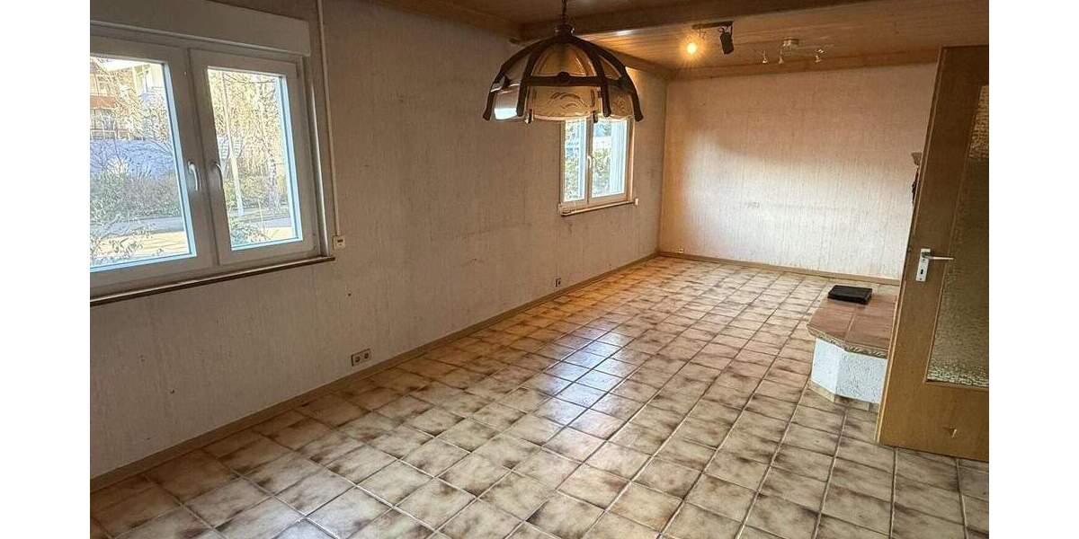 Einfamilienhaus Korntal-Münchingen Korntal - 6 Zimmer, 143 m&sup2;, 599.000&euro; | Angebot:24623503
