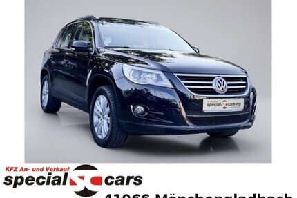 VW Tiguan Sport & Style / Allrad/ Automatik / Leder