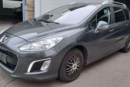 Peugeot 308 210.000 km 2.400 € Reutlingen 72766