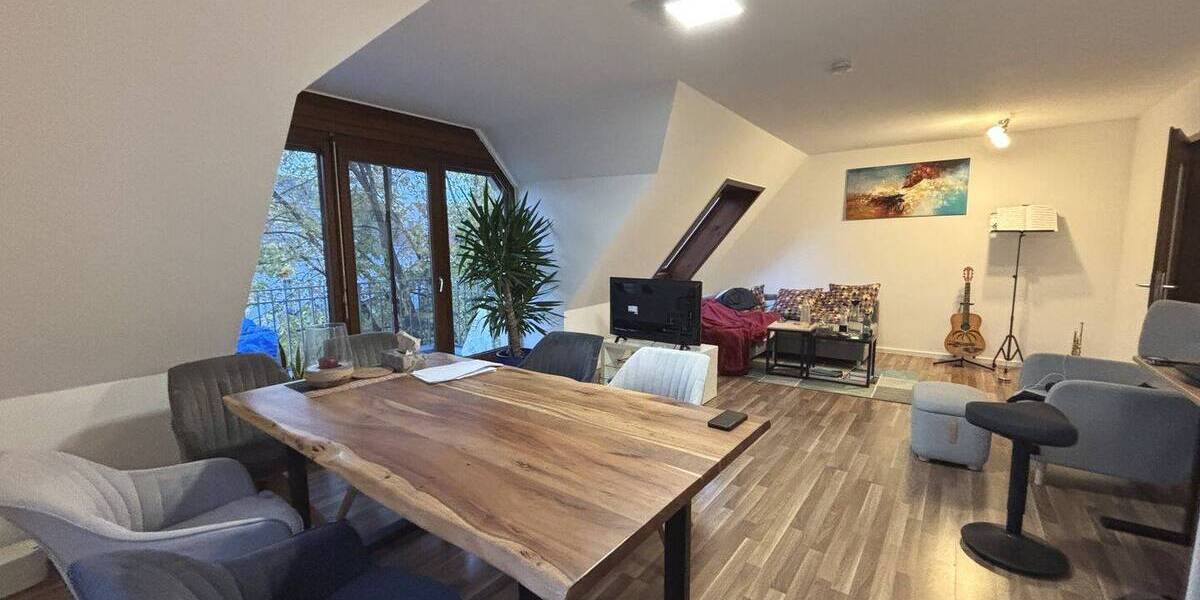 Etagenwohnung Stuttgart Zuffenhausen - 2 Zimmer, 62 m&sup2;, 225.000&euro; | Angebot:25968549